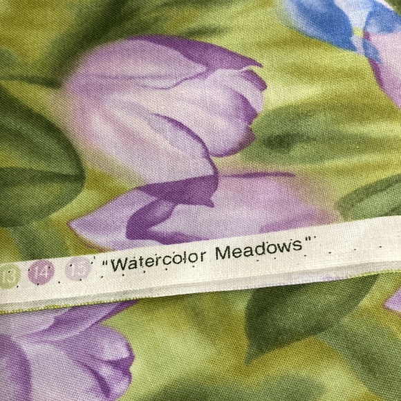 Robert Kaufman ‘Watercolor Meadows’ #5290 Fabric - Picture 3 of 7